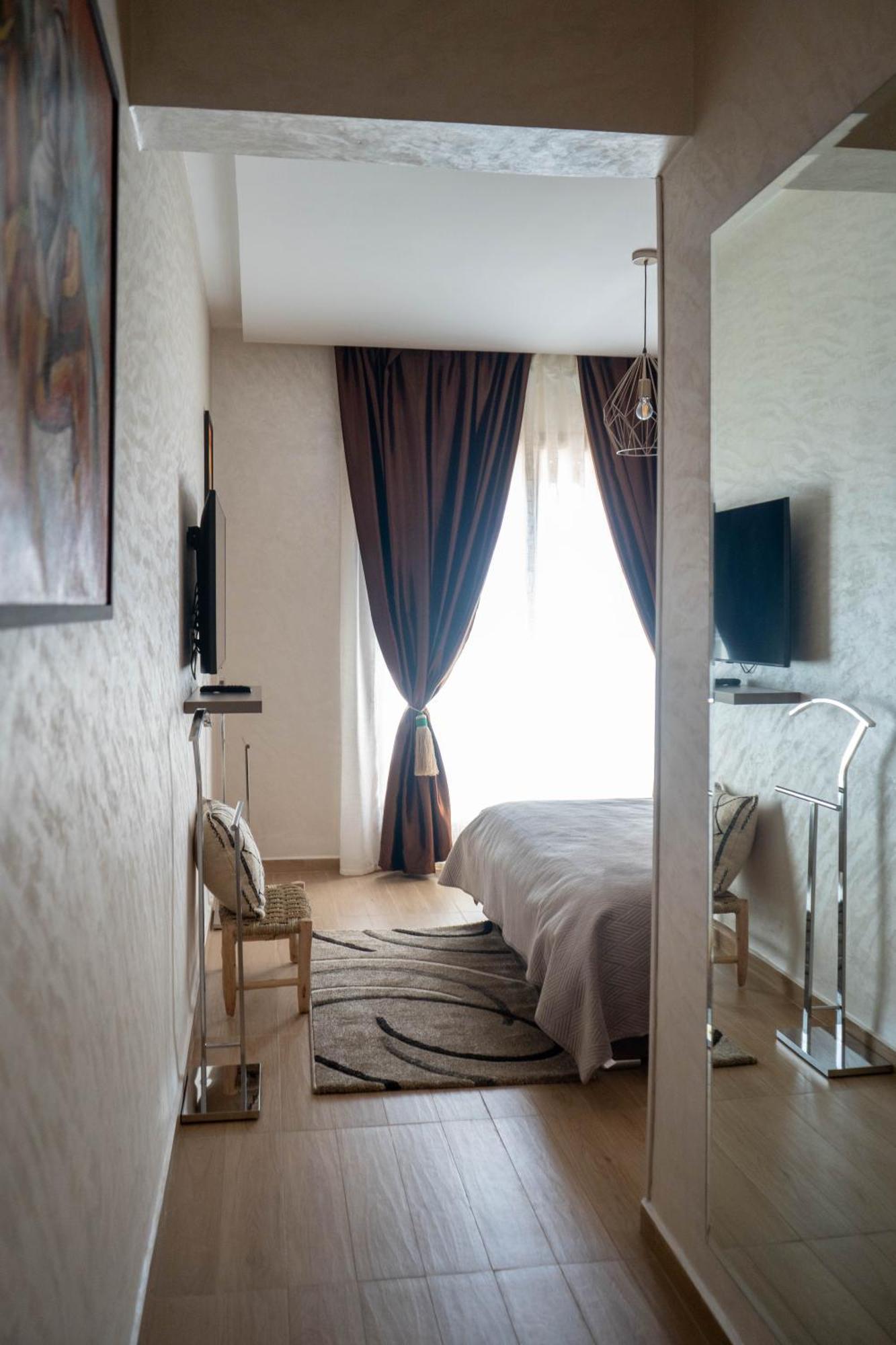 Apartamento Magnifique Moderne De 2 Avec Piscine A 10 Min Du Centre De Marrakech