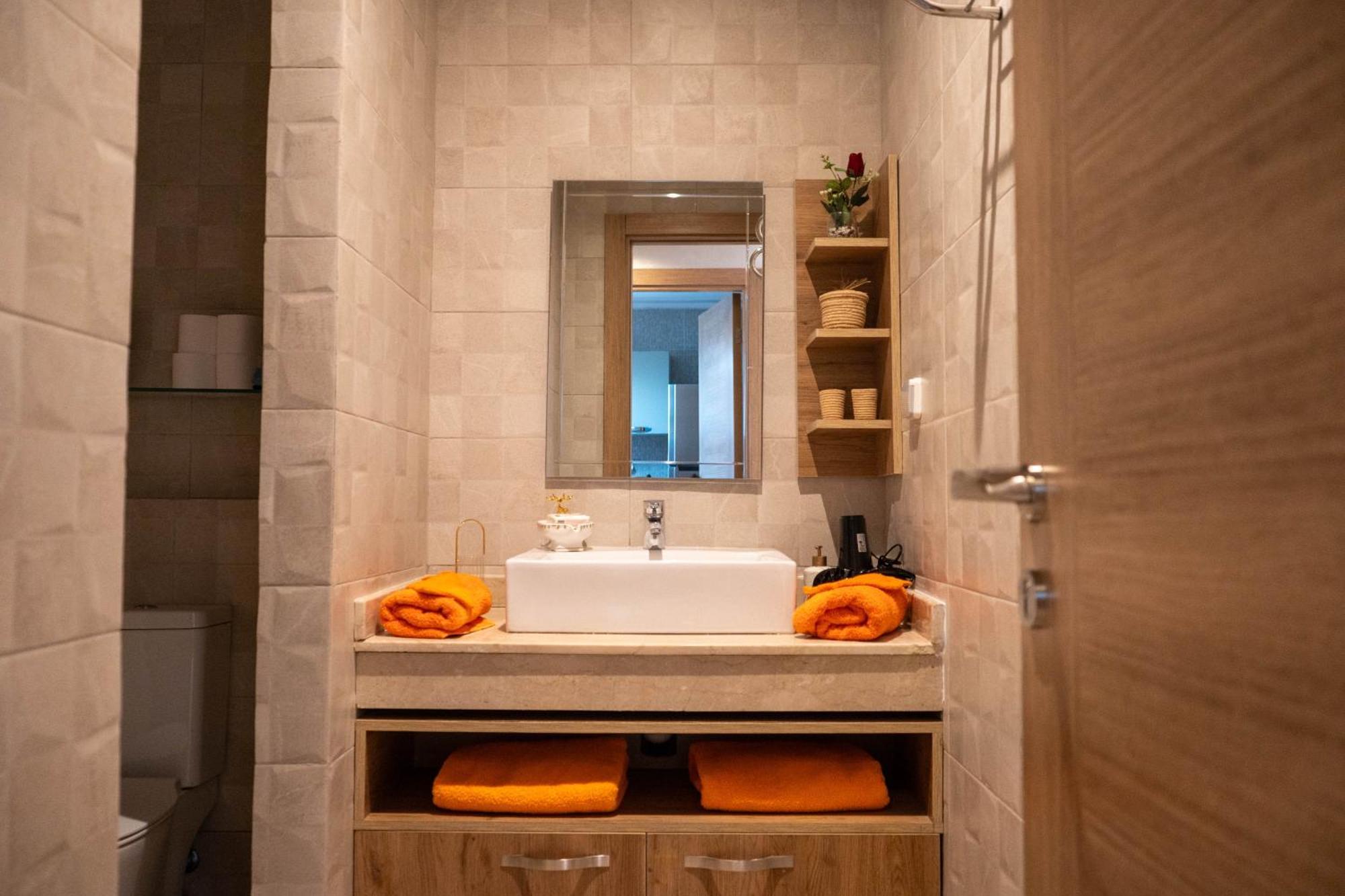 Apartamento Magnifique Moderne De 2 Avec Piscine A 10 Min Du Centre De Marrakech